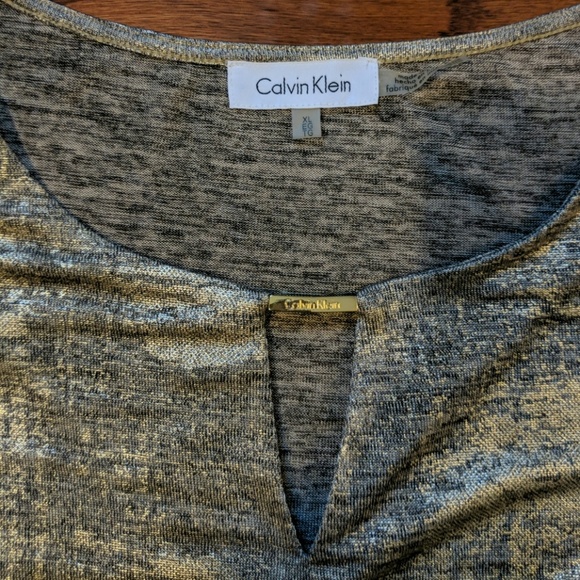 🎉sale🎉CK Metallic Cap Sleeve top - Picture 7 of 8